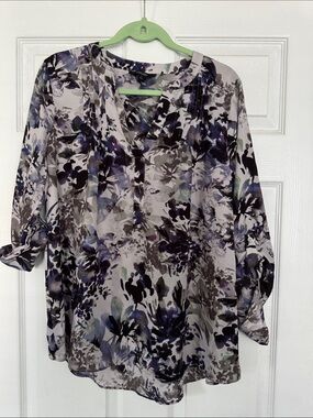 Women's Vera Wand Floral V-Neck Blouse - Lavender/Gray size large